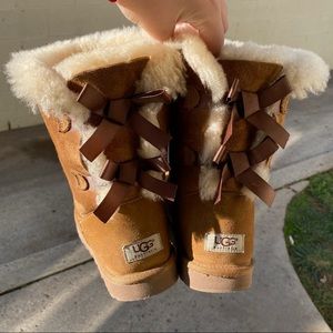 Bailey Bow II Boots